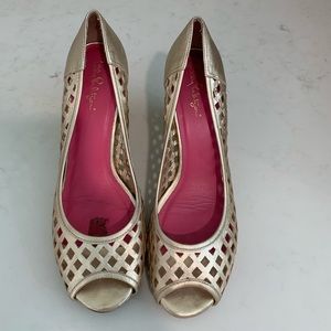 Lilly Pulitzer golf waffle wedges